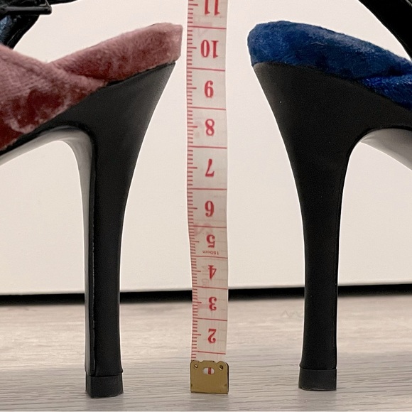 NWOT blue velvet slingback heels, size 37 - Picture 4 of 4